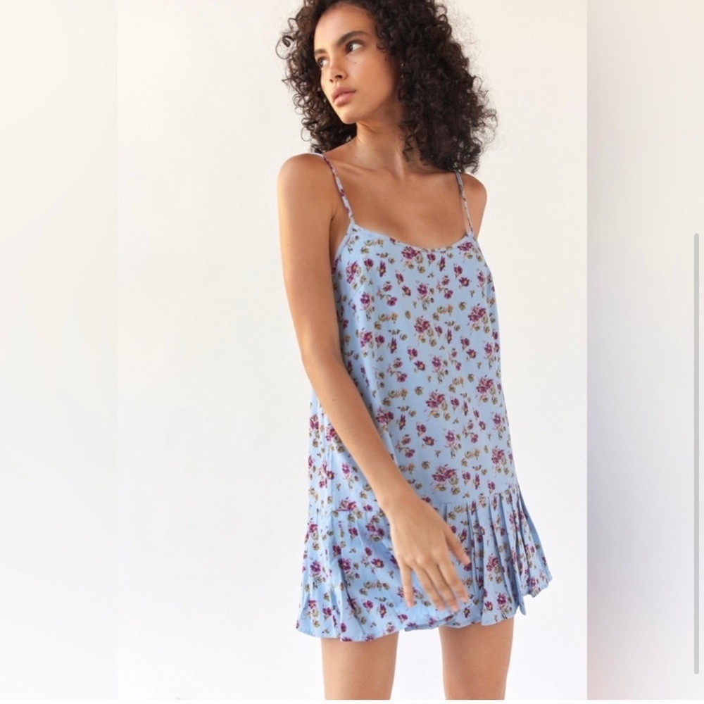 Urban Outfitters Dainty Blue Floral Camille Mini Swing Dress